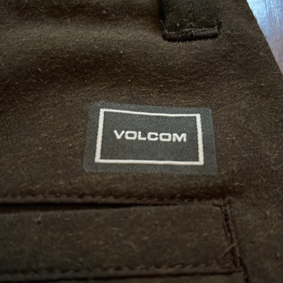 VOLCOM • Chino • Shorts • TRUE TO THIS • Black • 32 • Modern Fit • REPREVE • - Picture 5 of 6